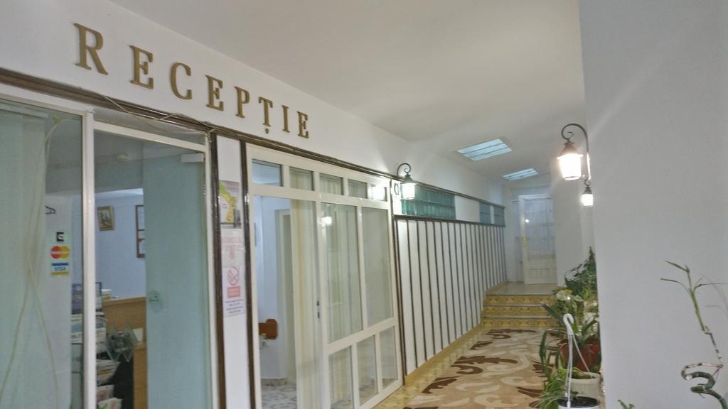 Hotel Tantzi Сіная Екстер'єр фото